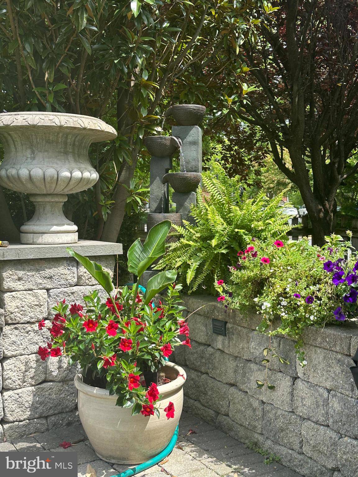 22833 HIGHCREST CIRCLE