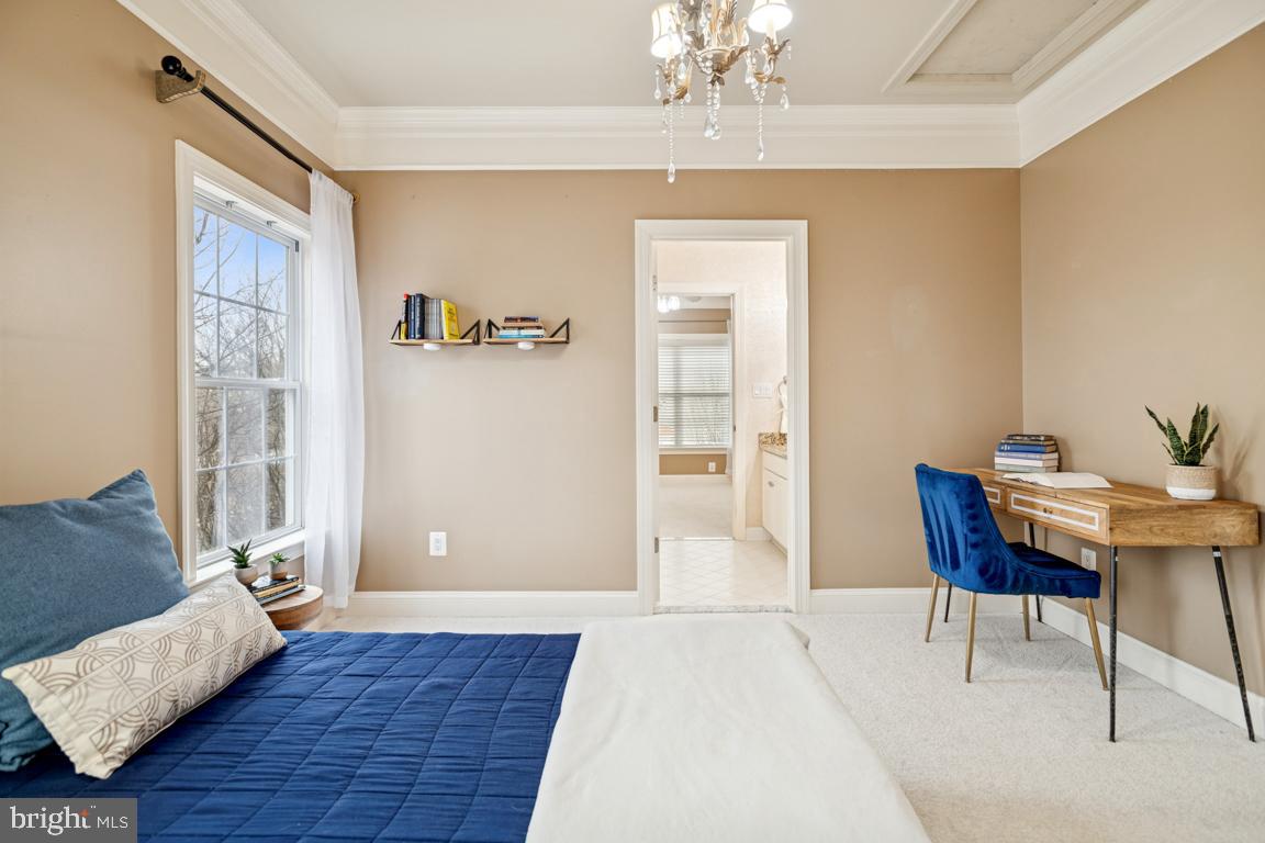 22833 HIGHCREST CIRCLE