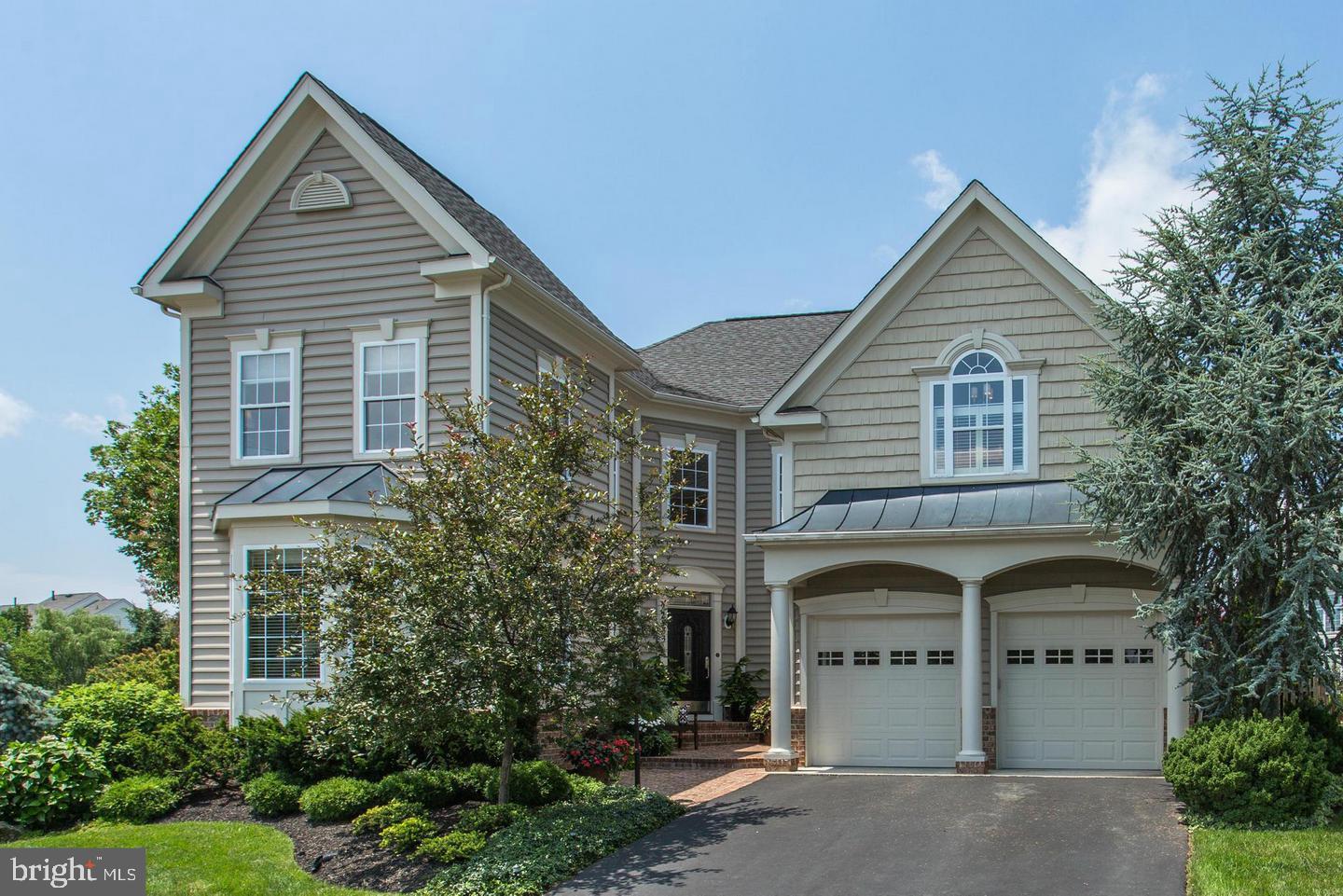 22833 HIGHCREST CIRCLE