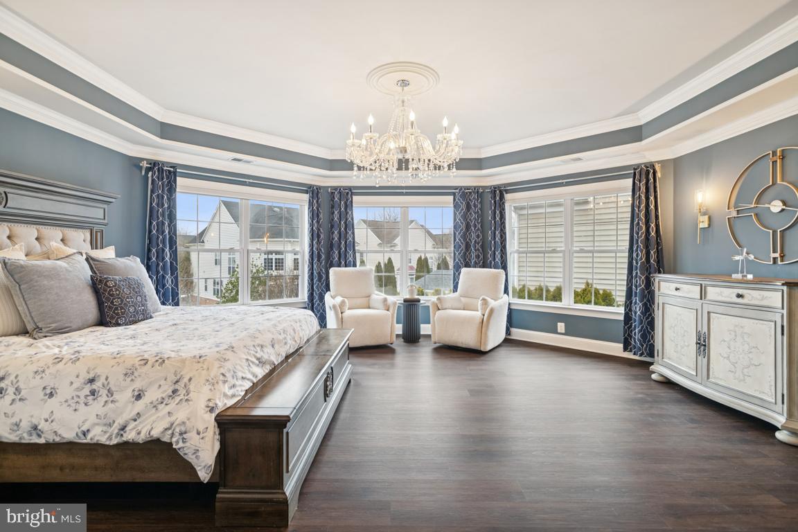 22833 HIGHCREST CIRCLE