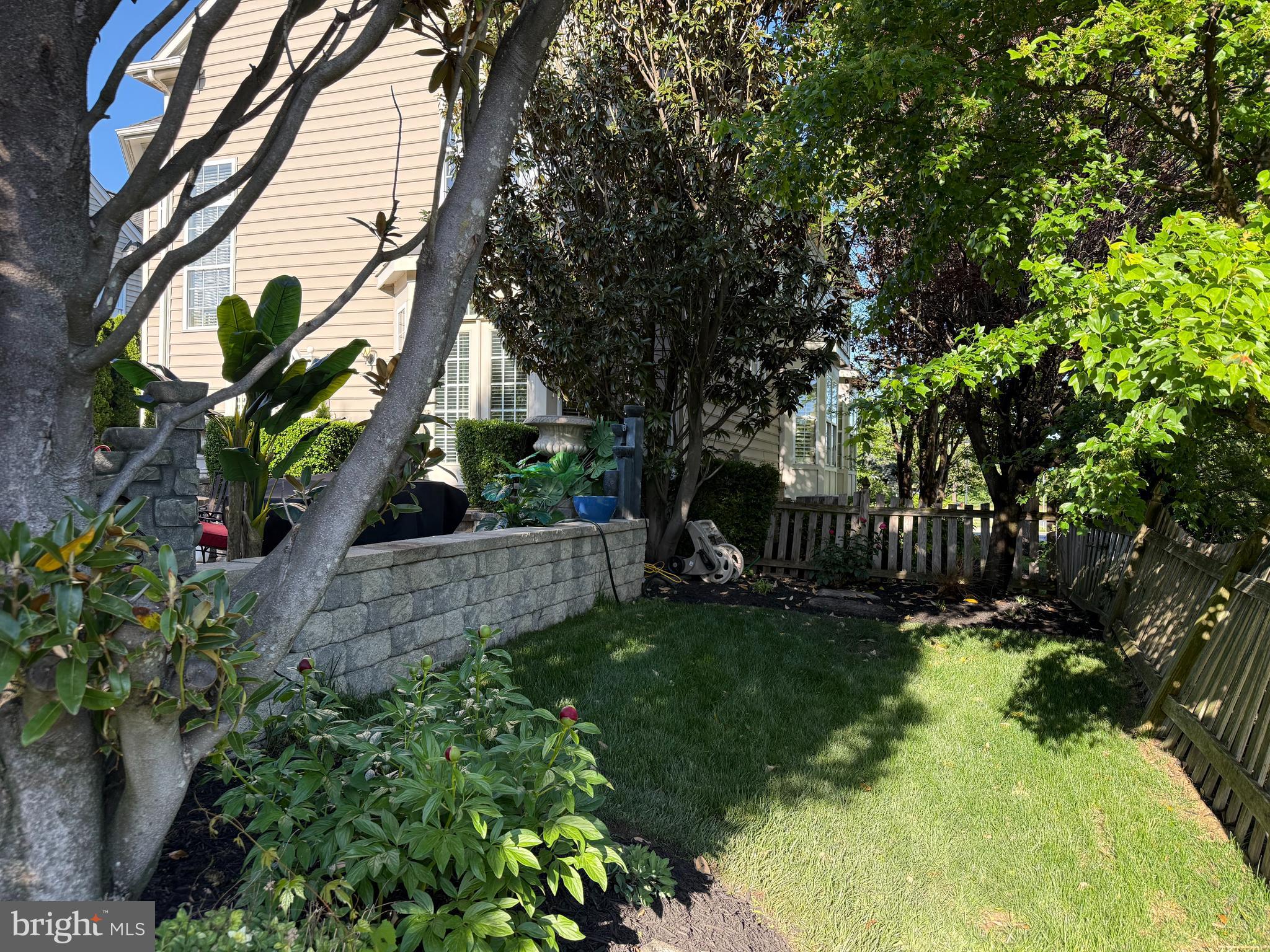 22833 HIGHCREST CIRCLE