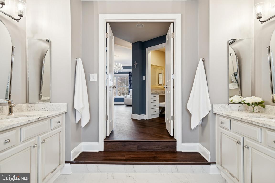 22833 HIGHCREST CIRCLE