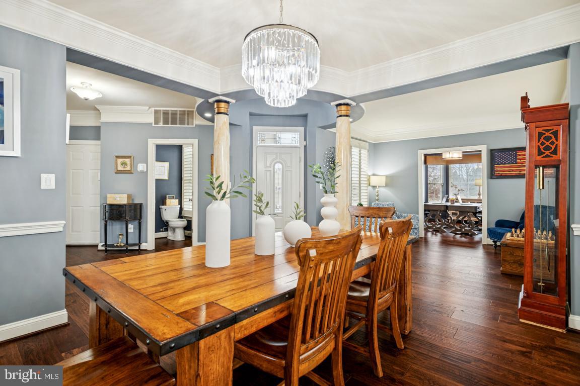 22833 HIGHCREST CIRCLE