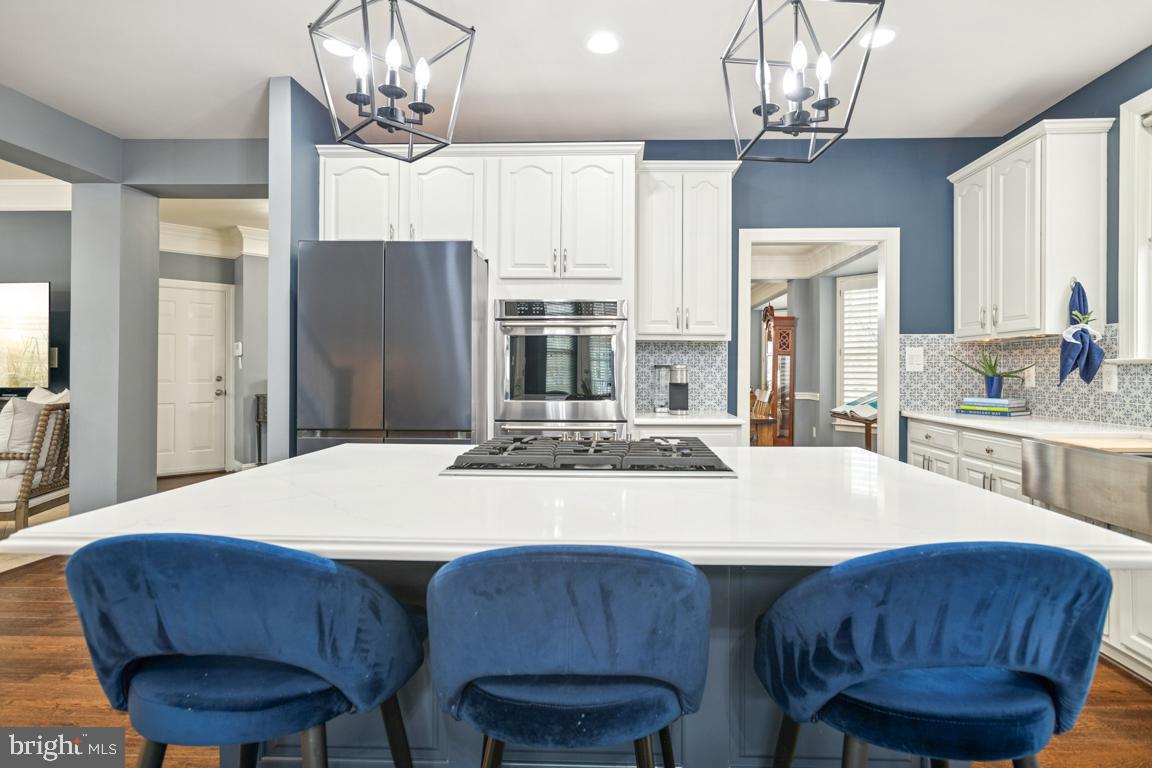 22833 HIGHCREST CIRCLE