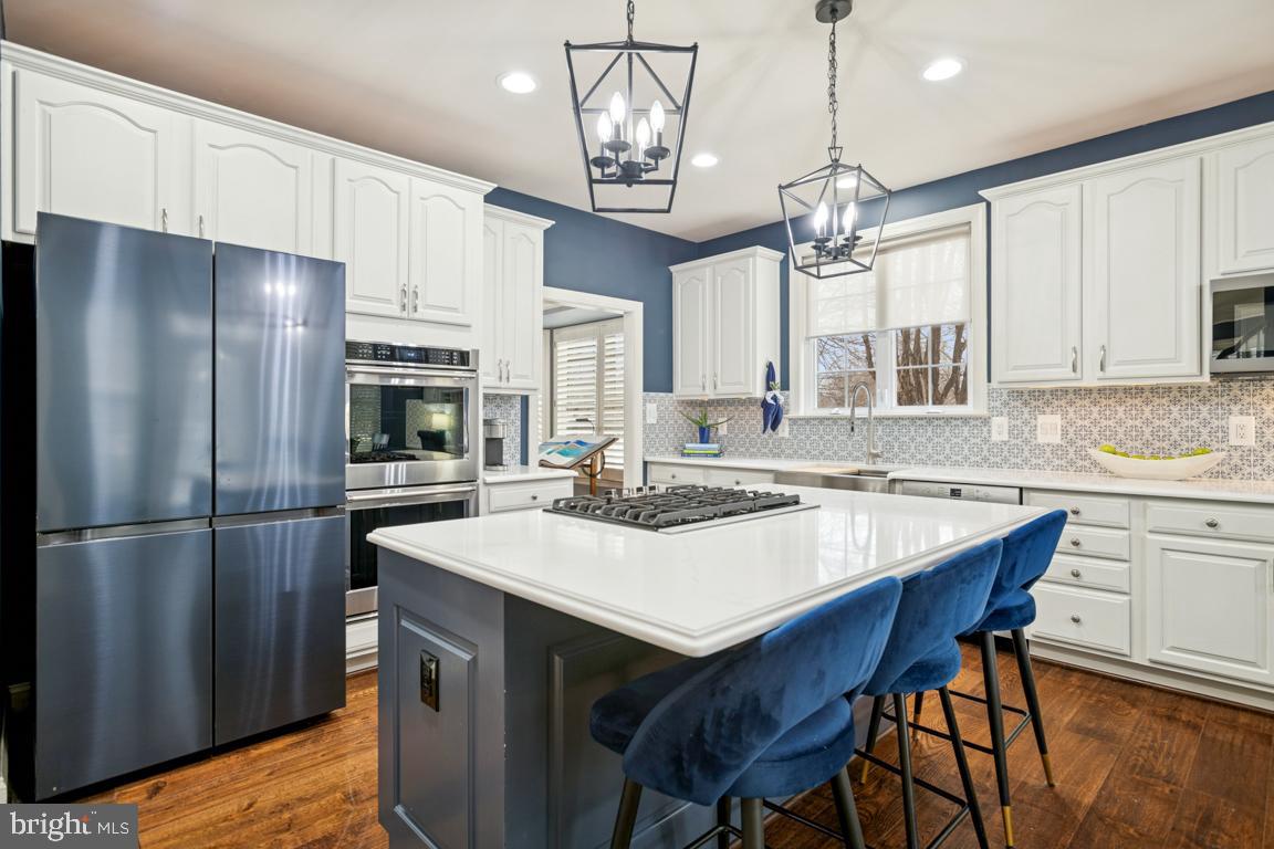 22833 HIGHCREST CIRCLE