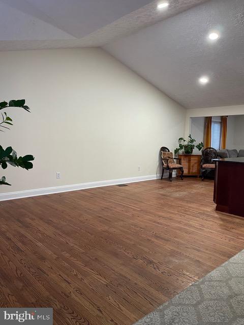 402 KOJUN COURT