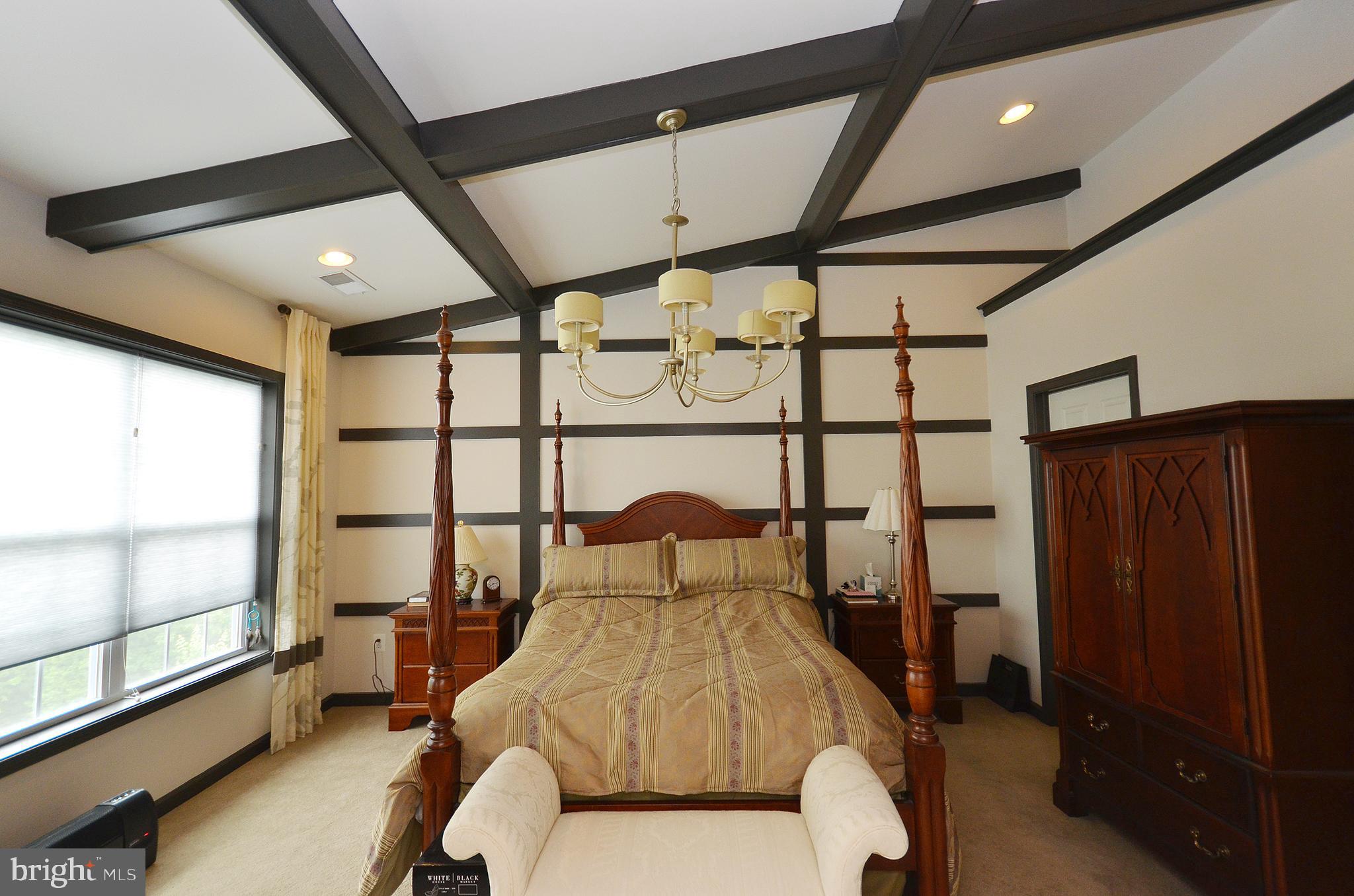 43291 MITCHAM SQUARE