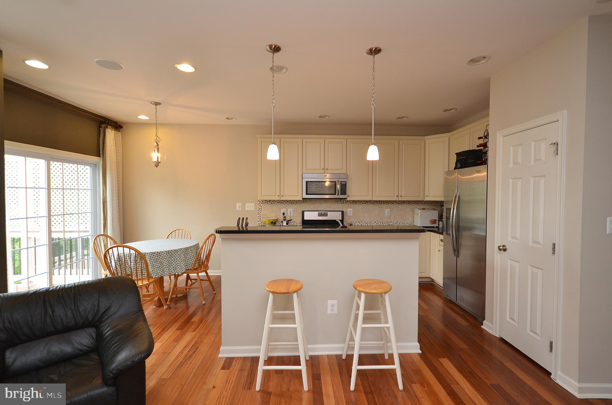 43291 MITCHAM SQUARE