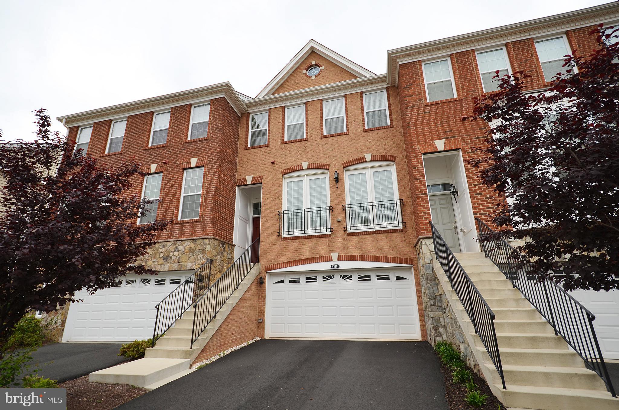 43291 MITCHAM SQUARE