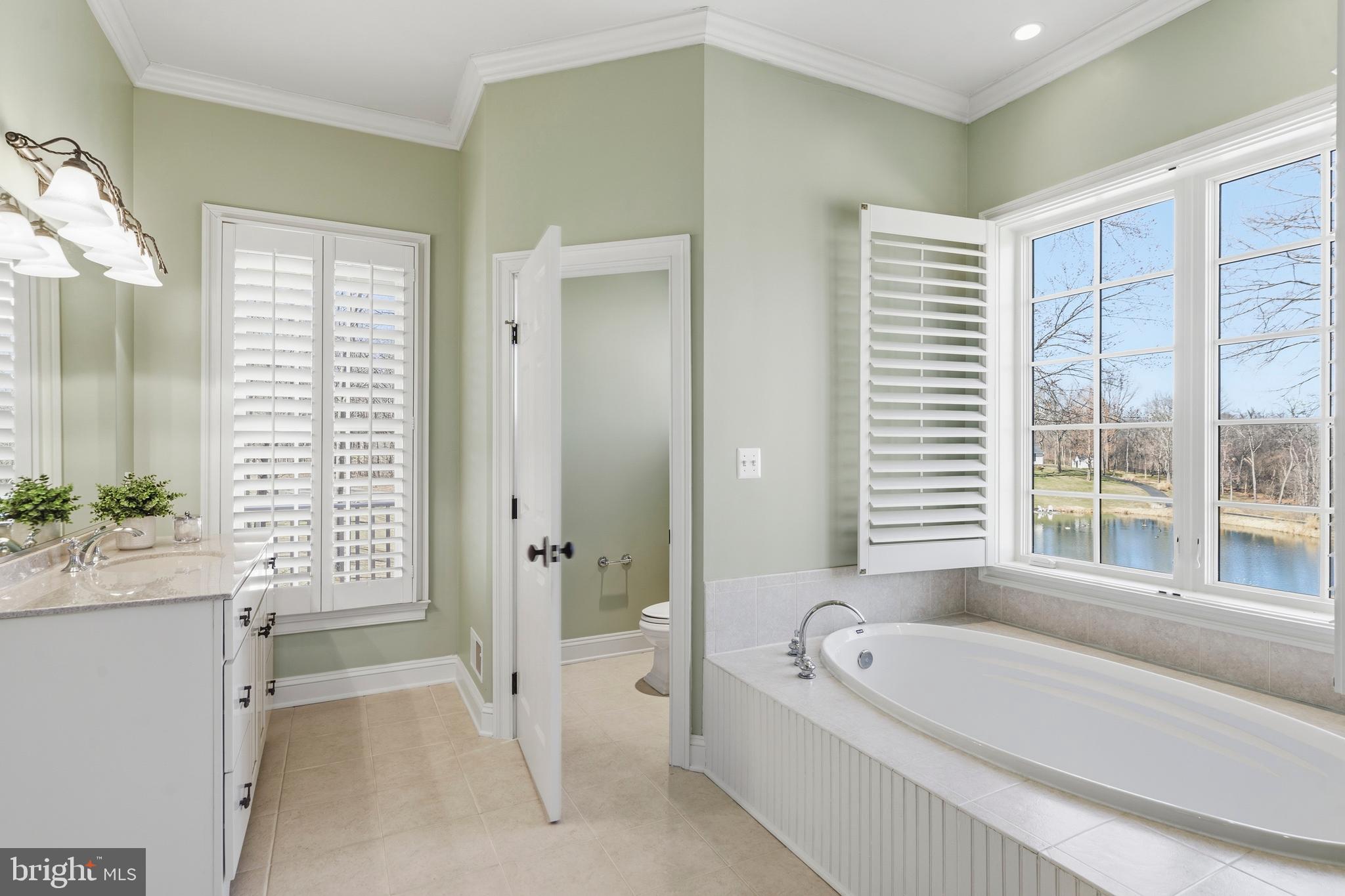 20322 SOMMERSET COURT