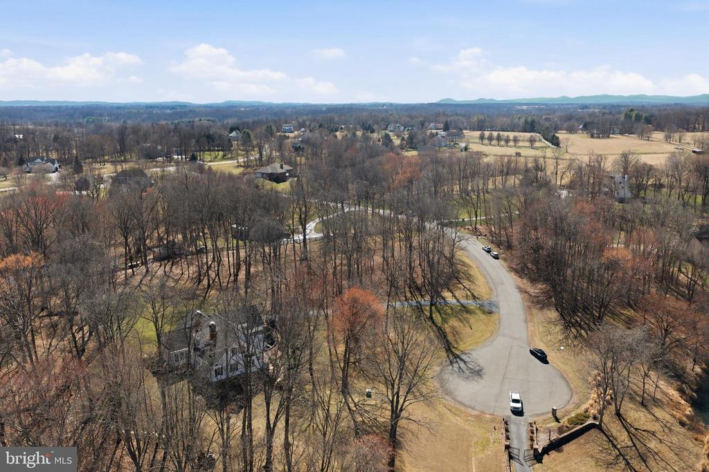 20322 SOMMERSET COURT