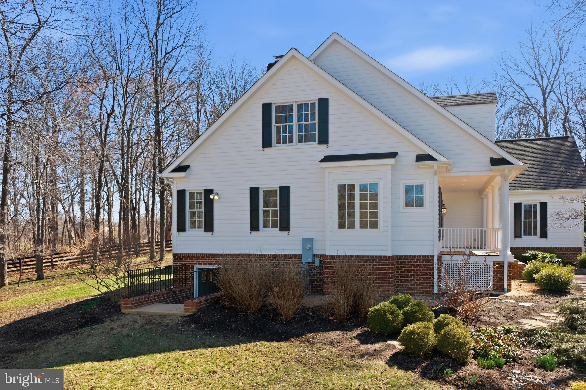 20322 SOMMERSET COURT