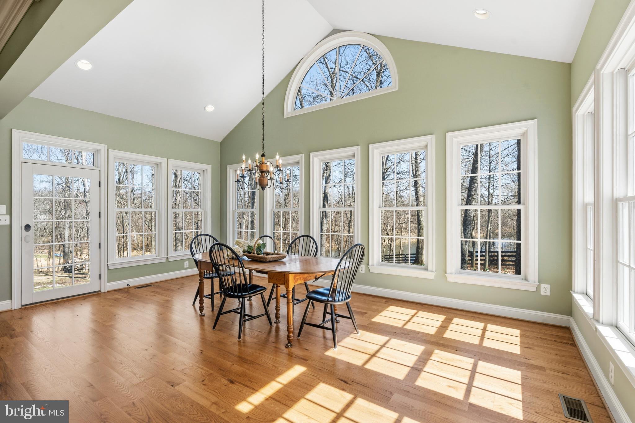 20322 SOMMERSET COURT