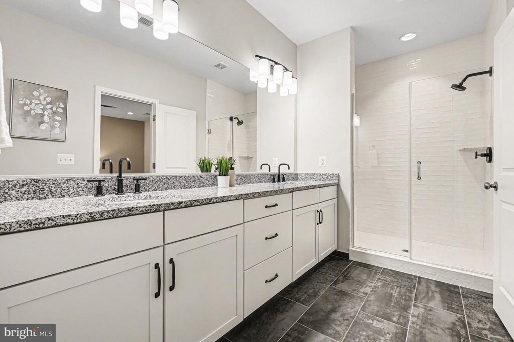 42244 GRAVES MOUNTAIN TERRACE