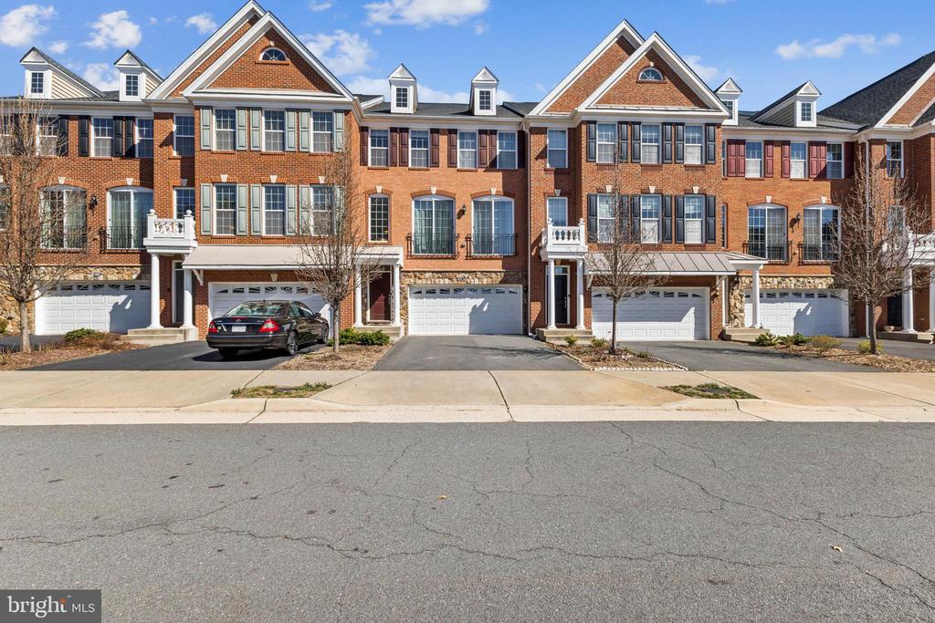 42818 EDGEGROVE HEIGHTS TERRACE