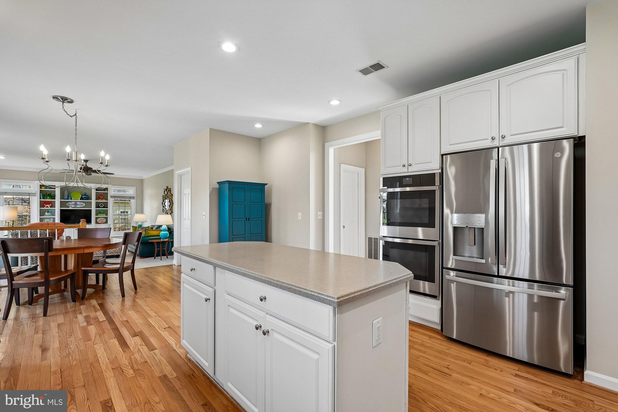 43220 EDGARTOWN STREET