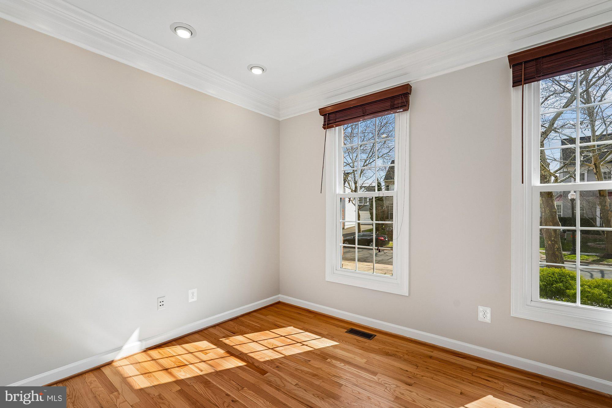 43220 EDGARTOWN STREET