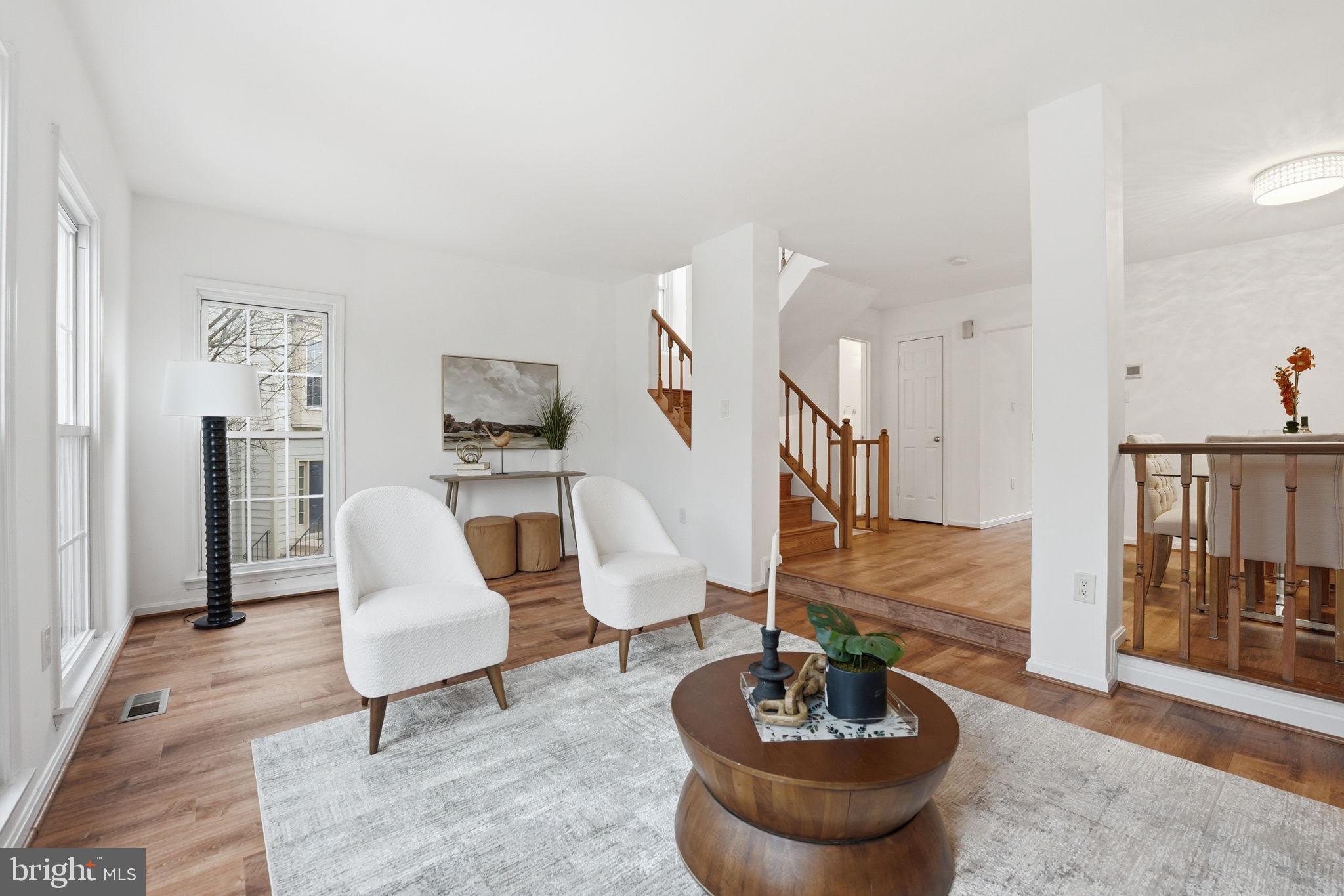 46944 TRUMPET CIRCLE