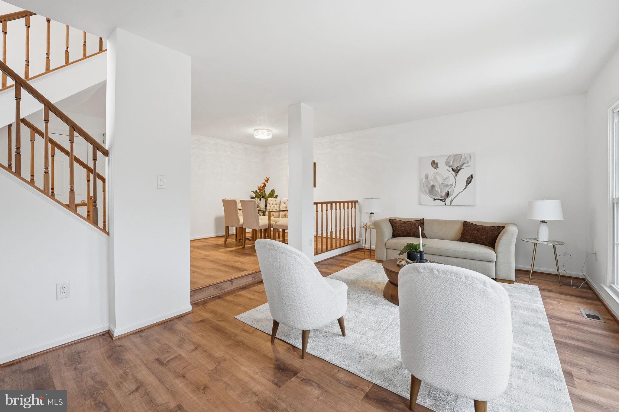 46944 TRUMPET CIRCLE