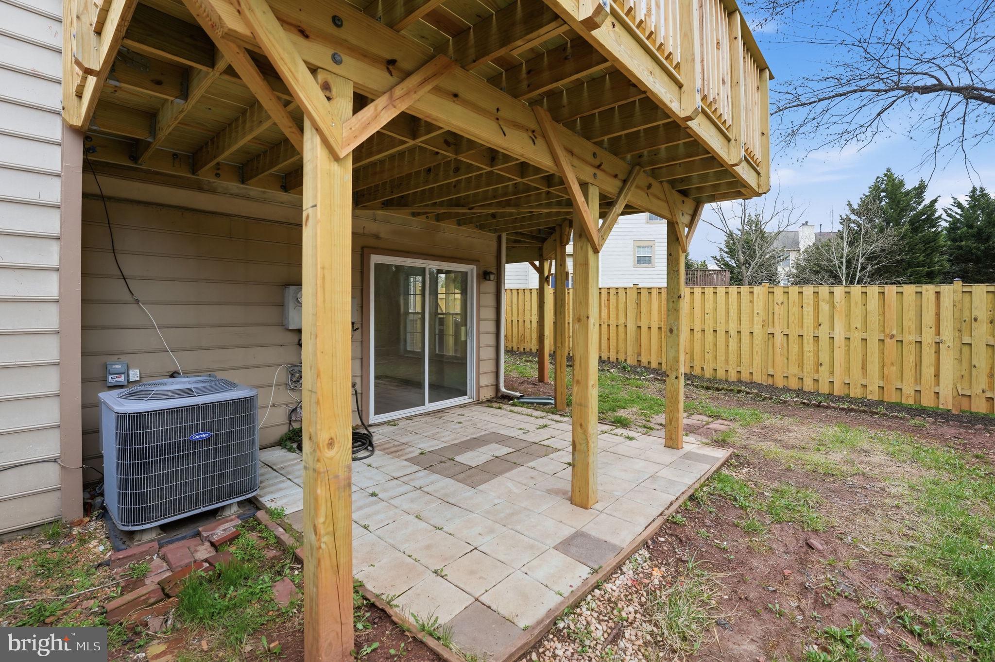 46944 TRUMPET CIRCLE