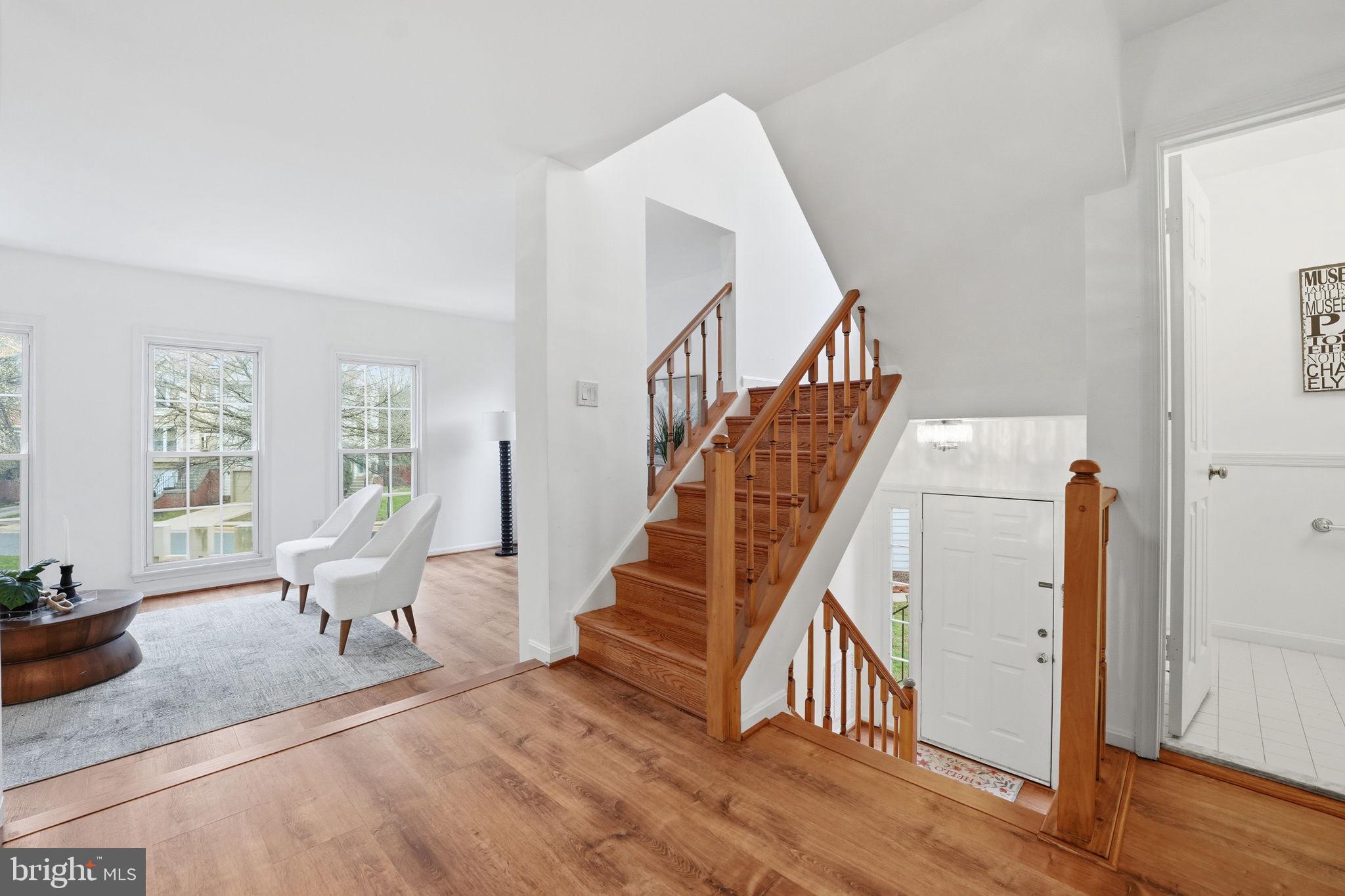 46944 TRUMPET CIRCLE