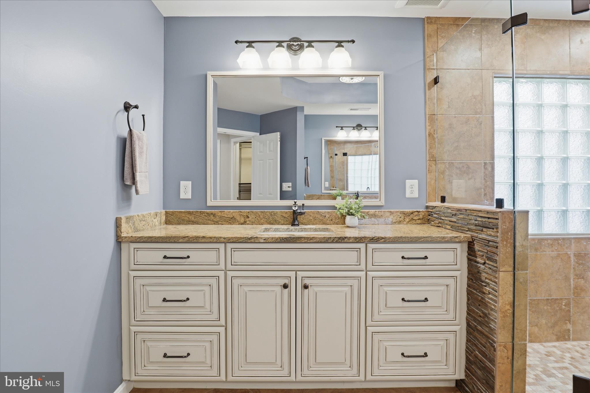 42094 FIDDLEHEAD PLACE