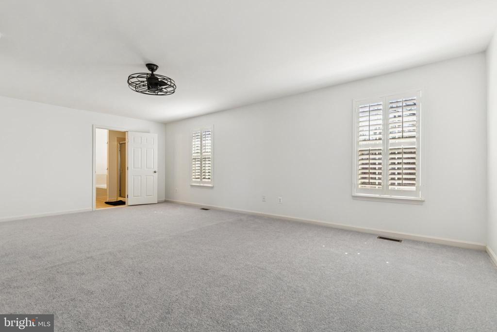 42921 SPYDER PLACE