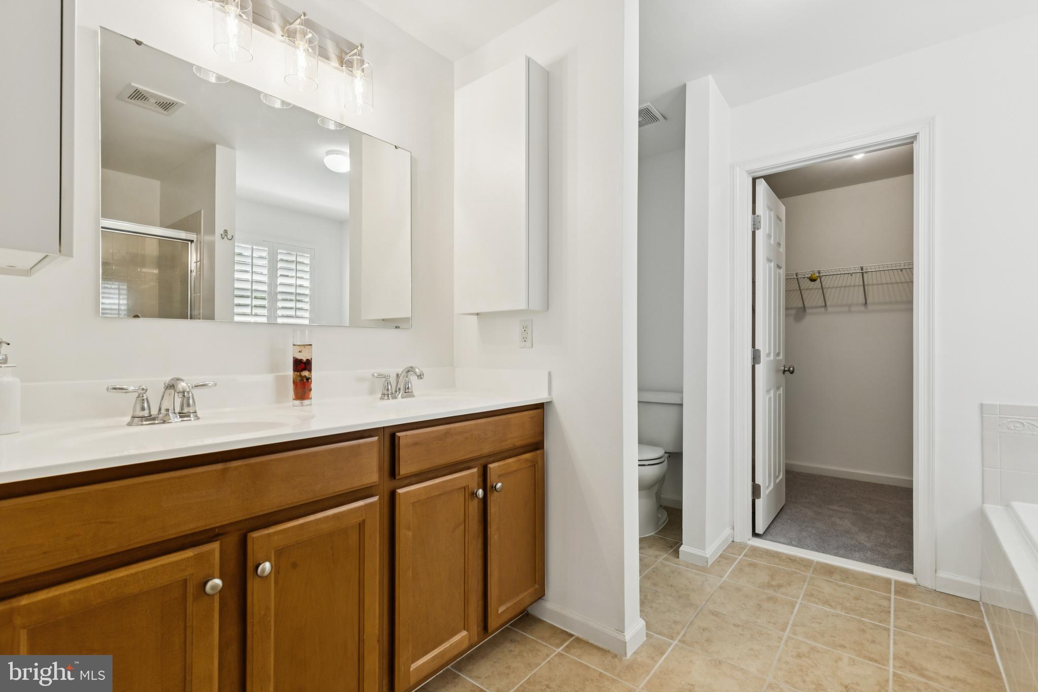 42921 SPYDER PLACE