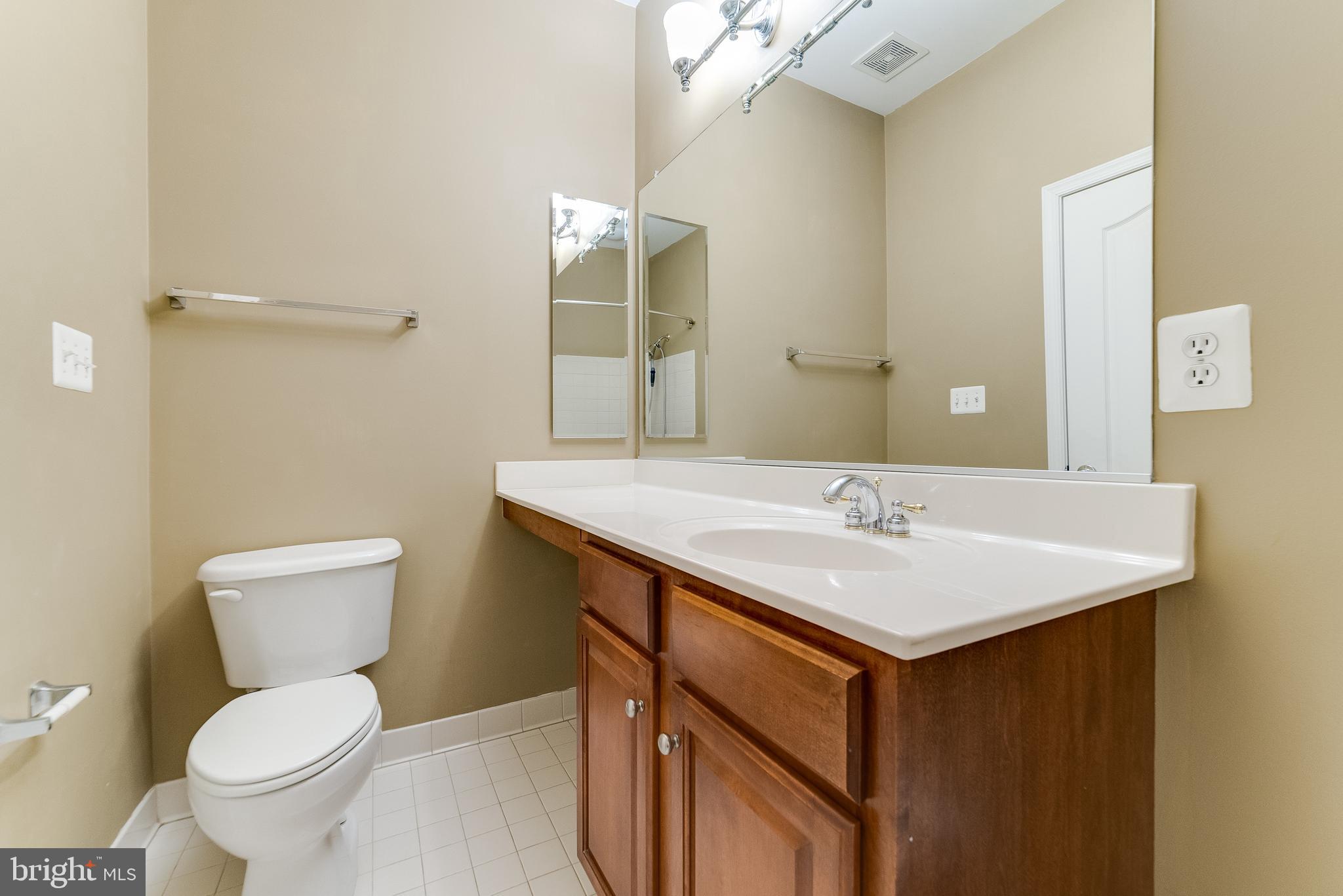 22072 AVONWORTH SQUARE