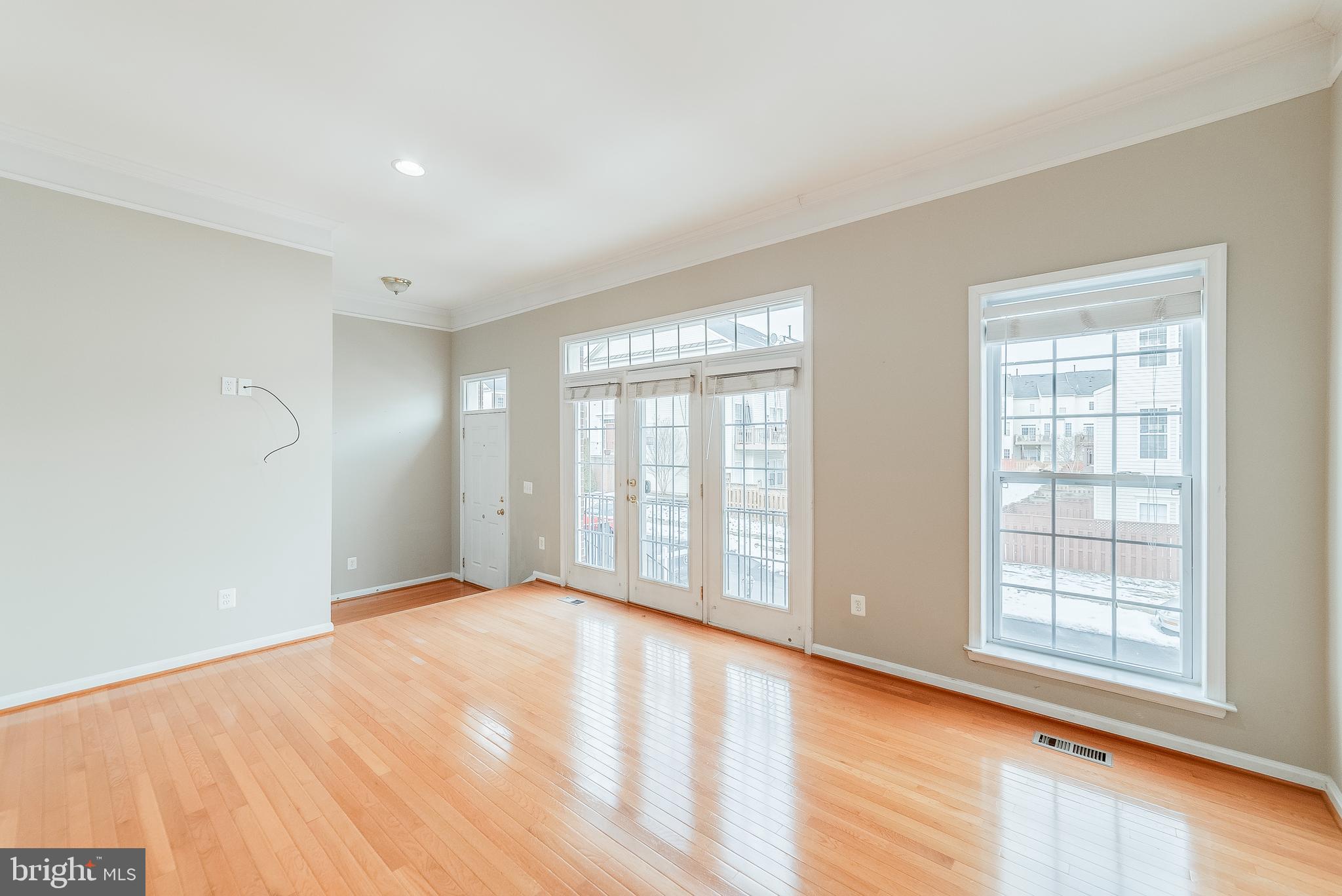 22072 AVONWORTH SQUARE