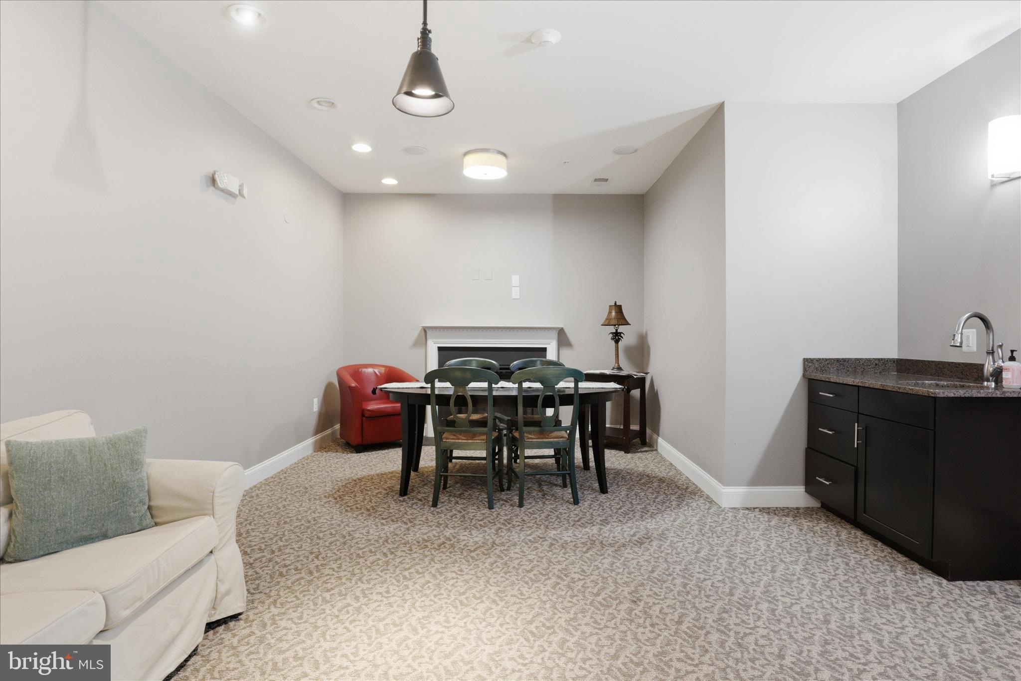 24636 WOOLLY MAMMOTH TERRACE 202