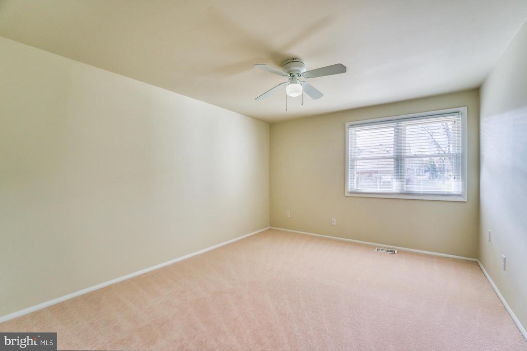 253 WILLOW TERRACE