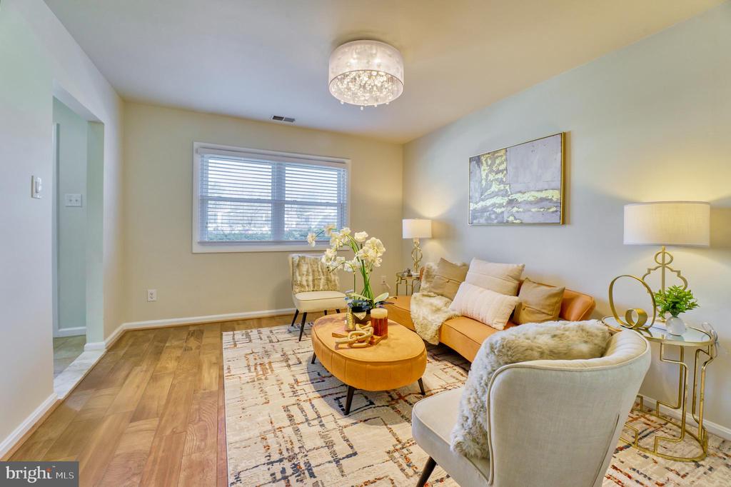 253 WILLOW TERRACE