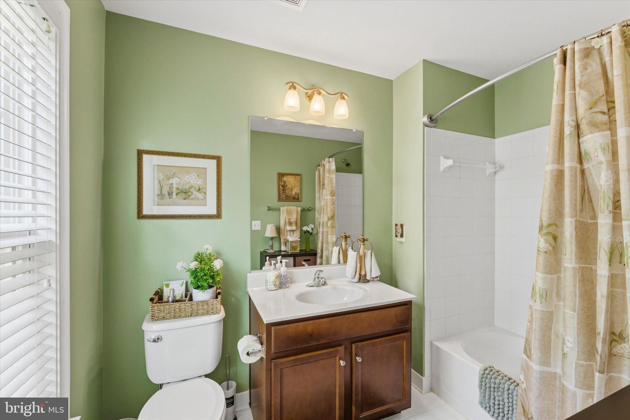 24618 SALMON RIVER PLACE
