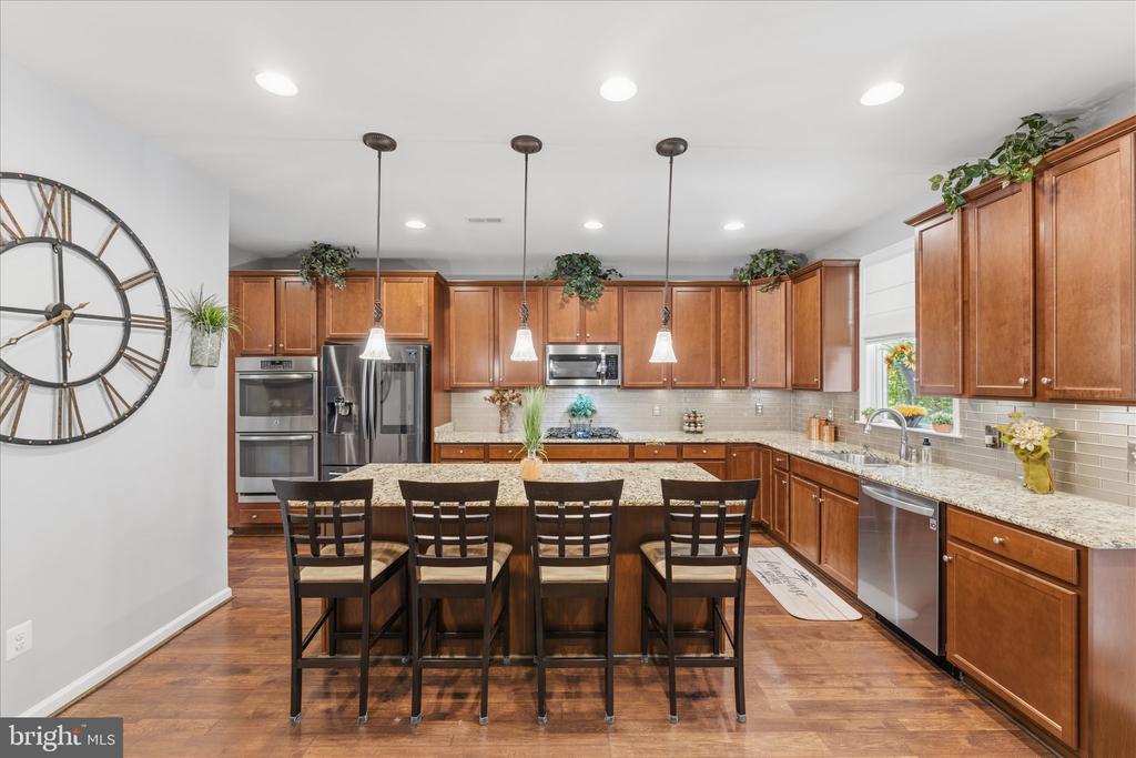 24618 SALMON RIVER PLACE