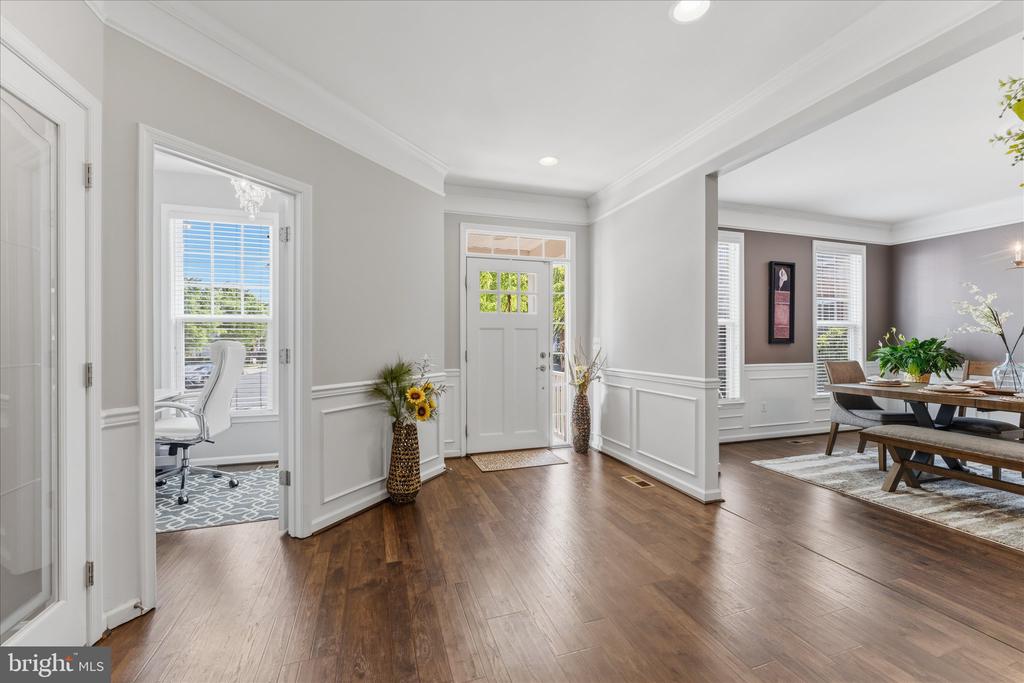 24618 SALMON RIVER PLACE