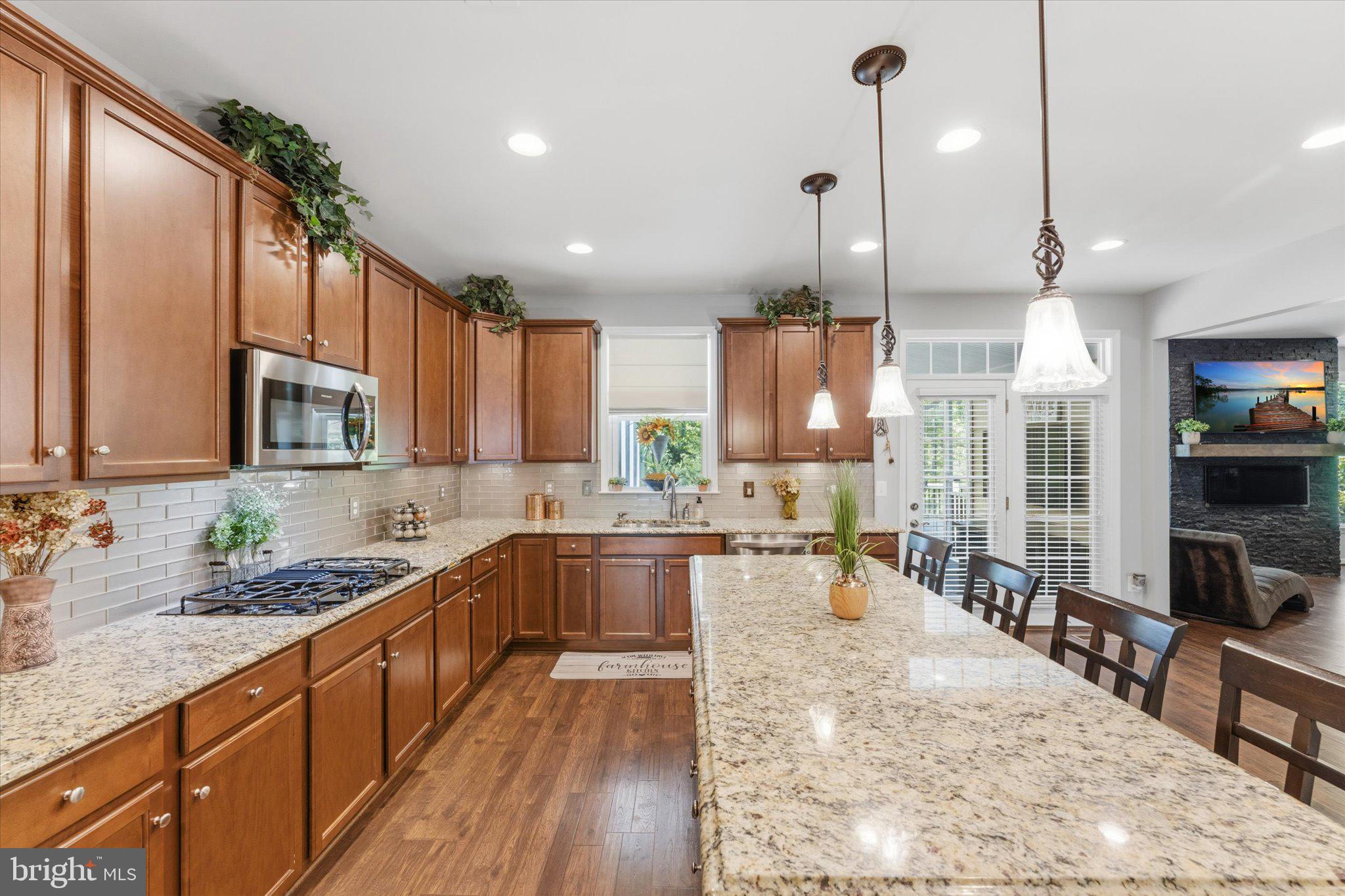 24618 SALMON RIVER PLACE