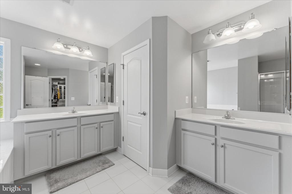 24618 SALMON RIVER PLACE