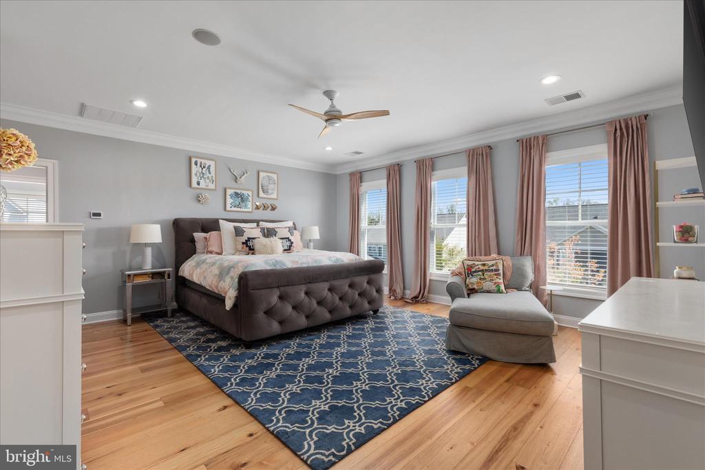 24932 SAWYER MILLS COURT