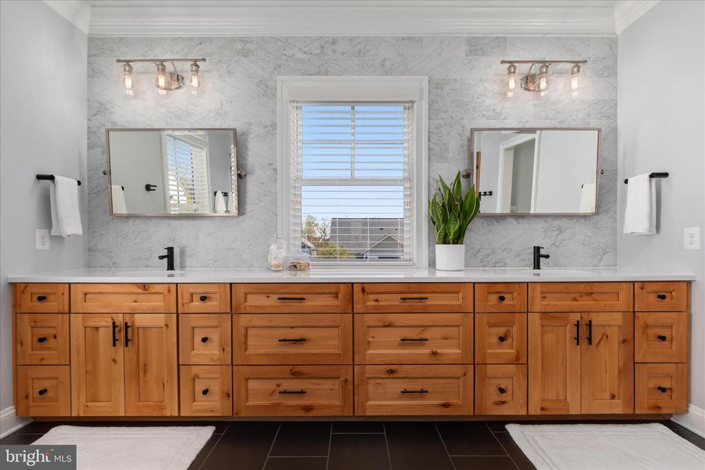 24932 SAWYER MILLS COURT