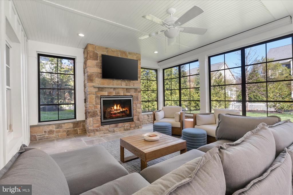 24932 SAWYER MILLS COURT