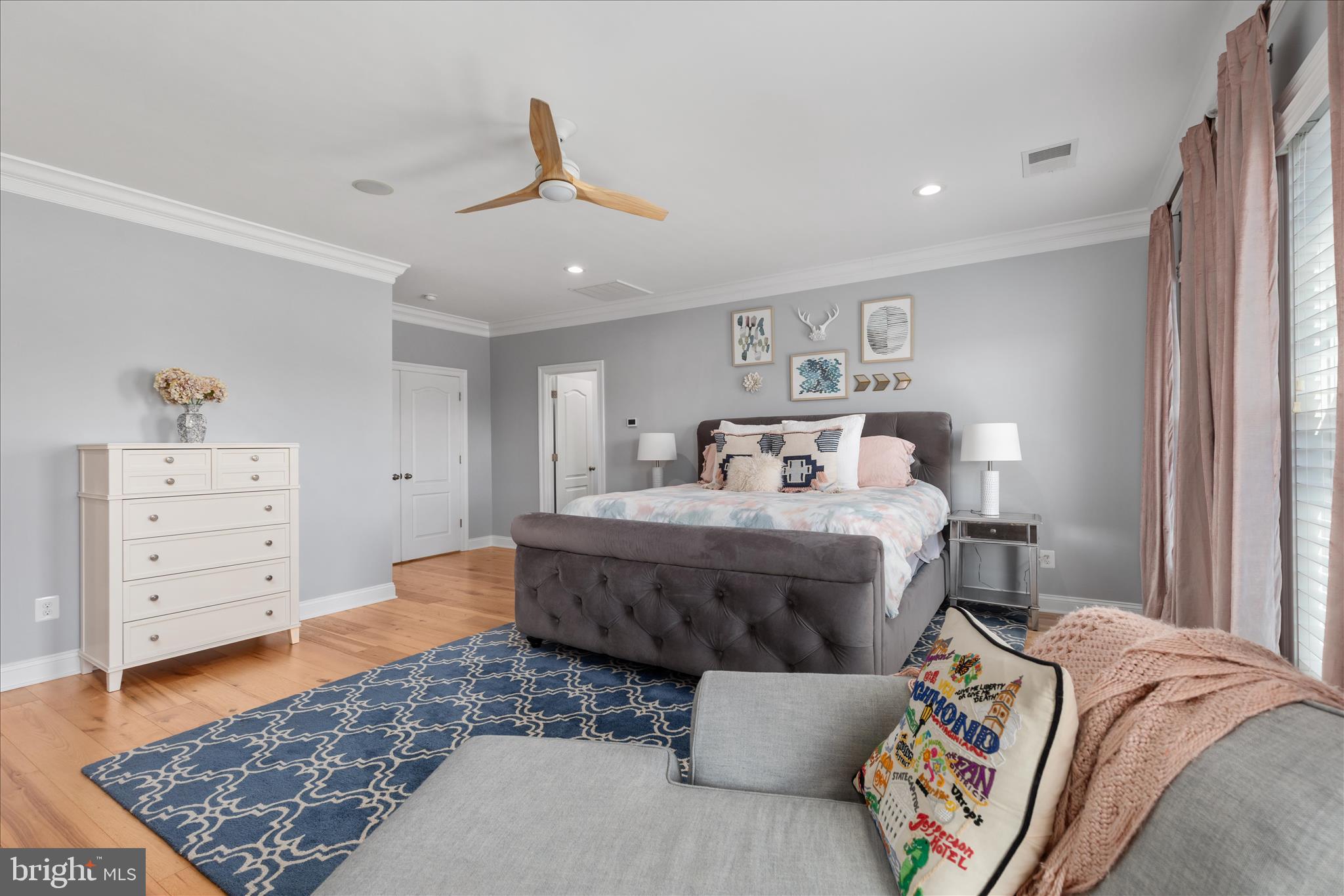 24932 SAWYER MILLS COURT