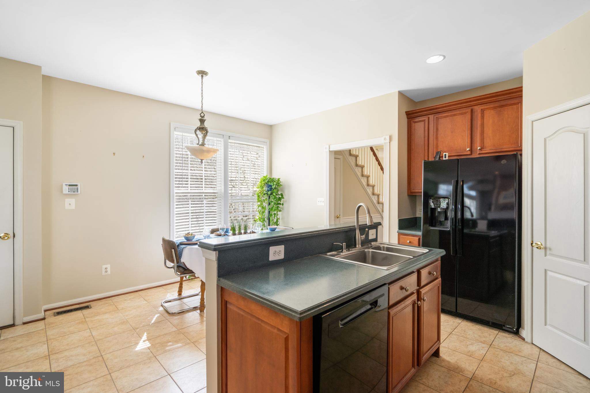 21824 WINGFOOT COURT