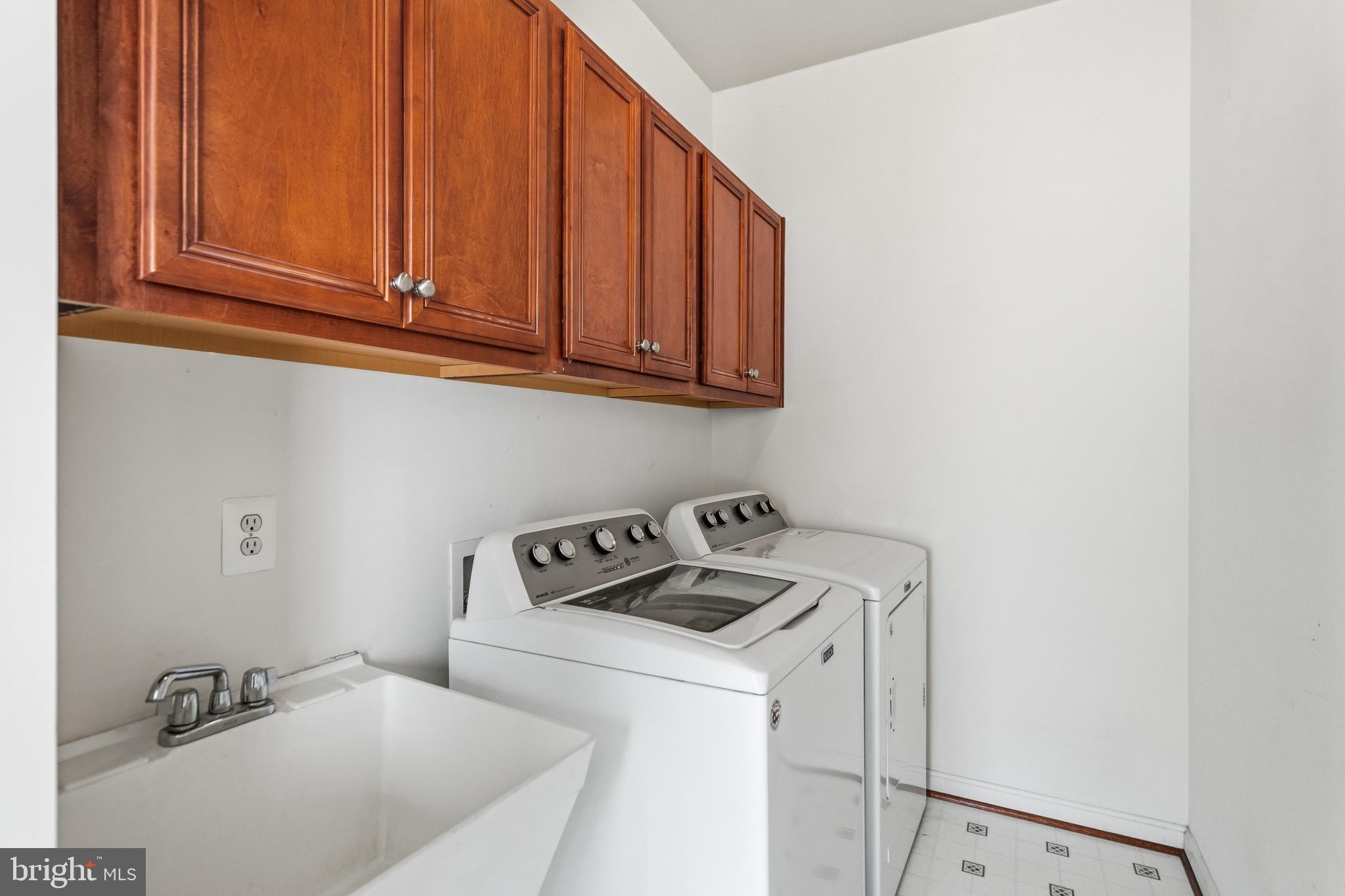 21824 WINGFOOT COURT