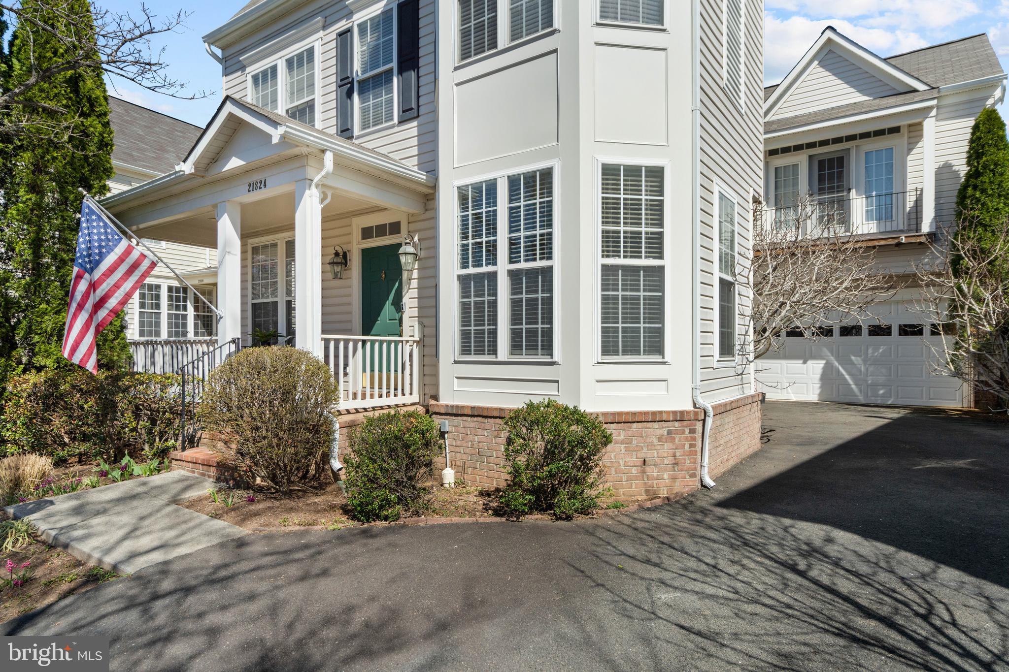 21824 WINGFOOT COURT