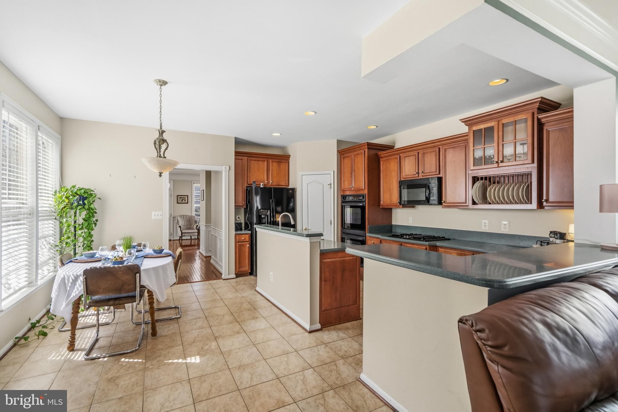 21824 WINGFOOT COURT