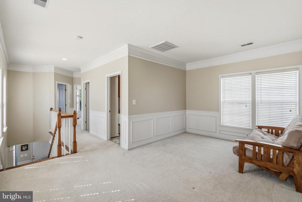 21824 WINGFOOT COURT
