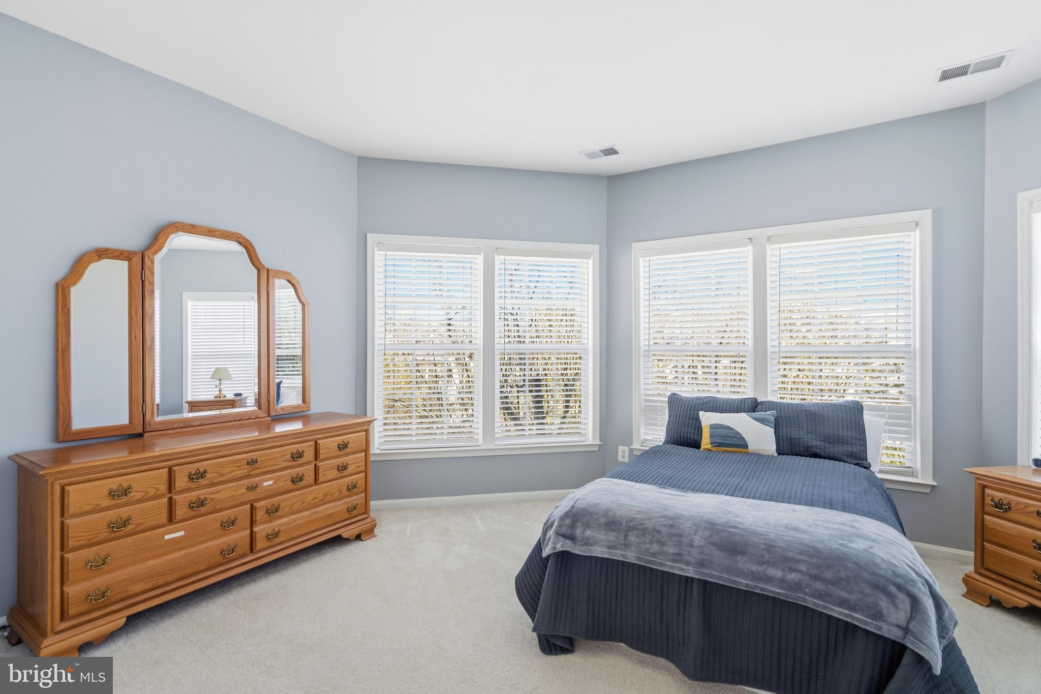 21824 WINGFOOT COURT