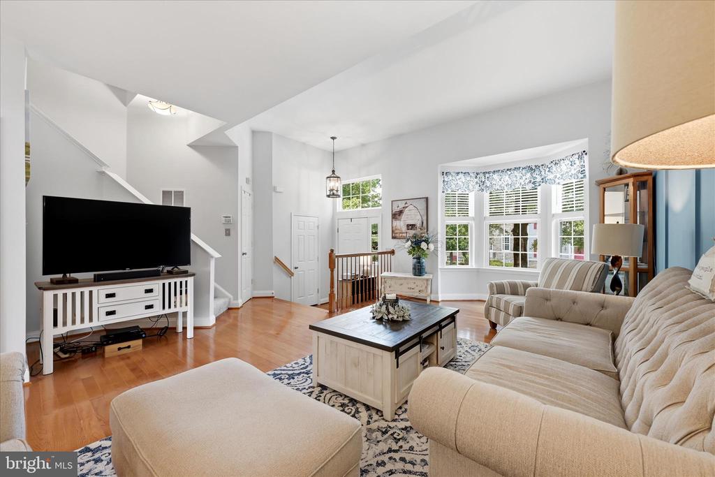 405 LEEDS RIDGE COURT