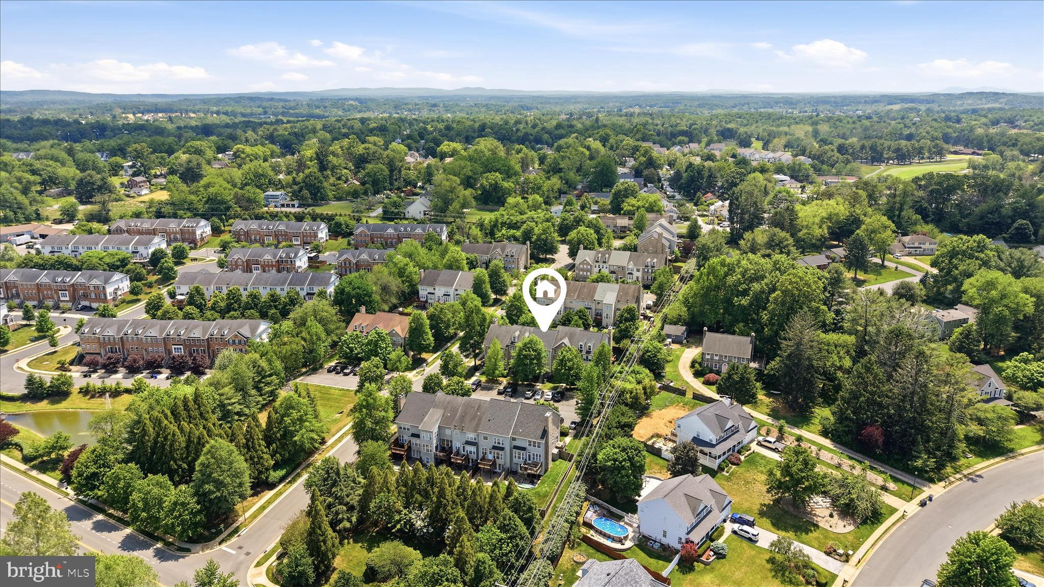 405 LEEDS RIDGE COURT